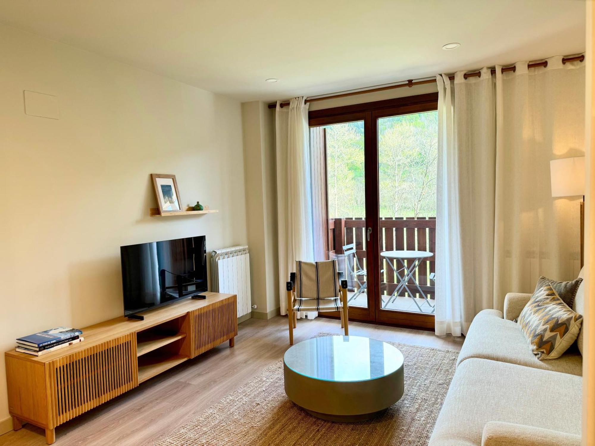 Bpirineos-Besurta Apartman Benasque Kültér fotó